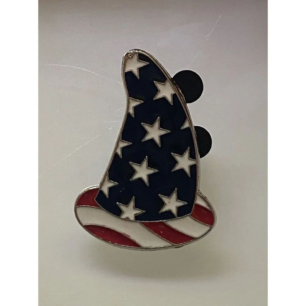 Disney Pin - WDW - Cast Exclusive Patriotic Sorcerer Mickey Hat Flag